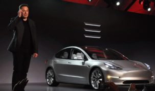 első 30 Tesla 3