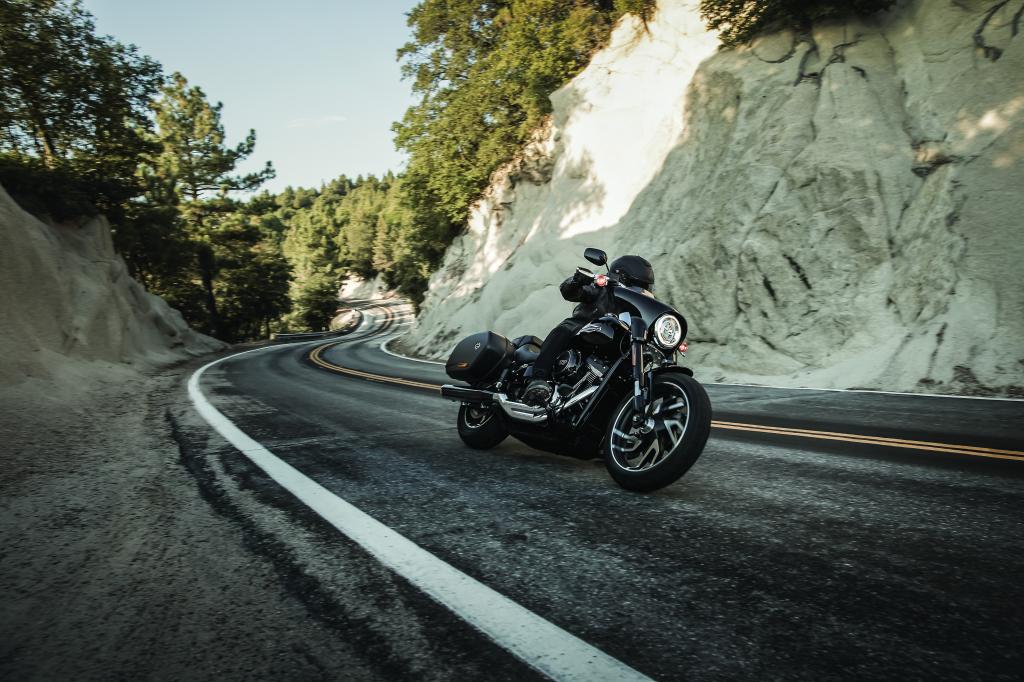 új Harley-Davidson Sport Glide