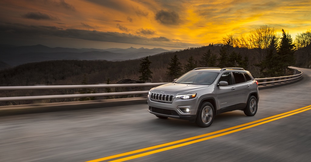 új Jeep Cherokee