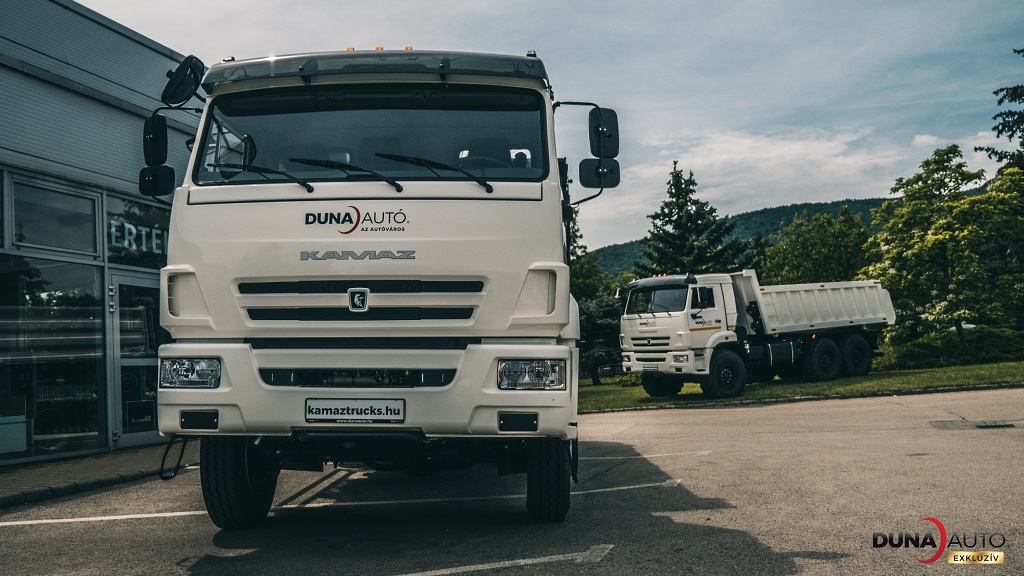 KAMAZ teherautók visszatérnek