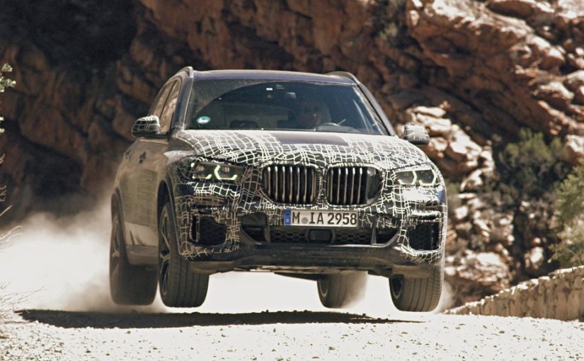 tesztelik az új BMW X5-öst