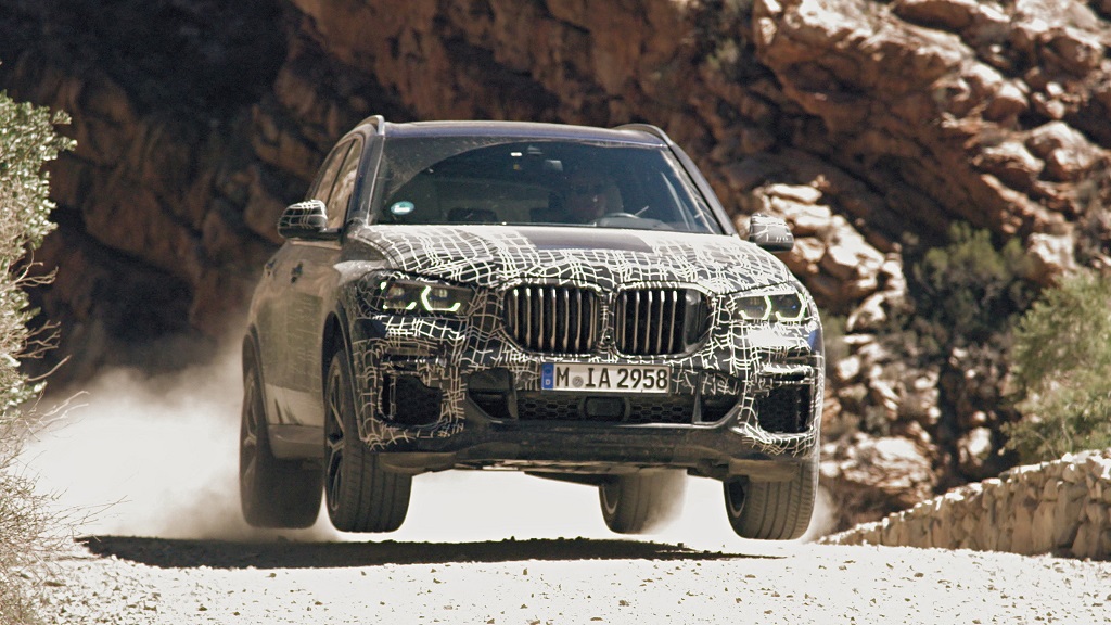 tesztelik az új BMW X5-öst