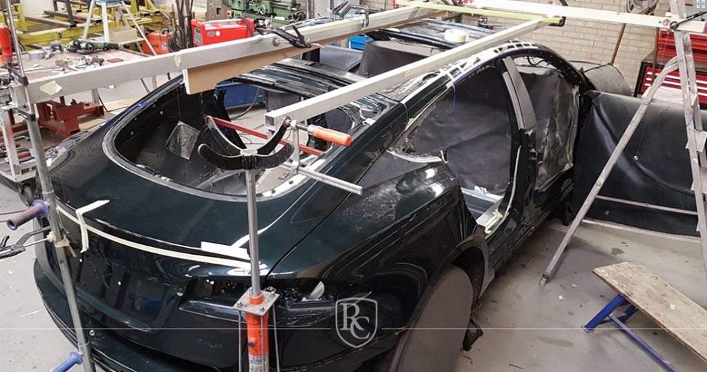 Tesla kombi
