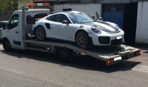 Porsche a tréleren