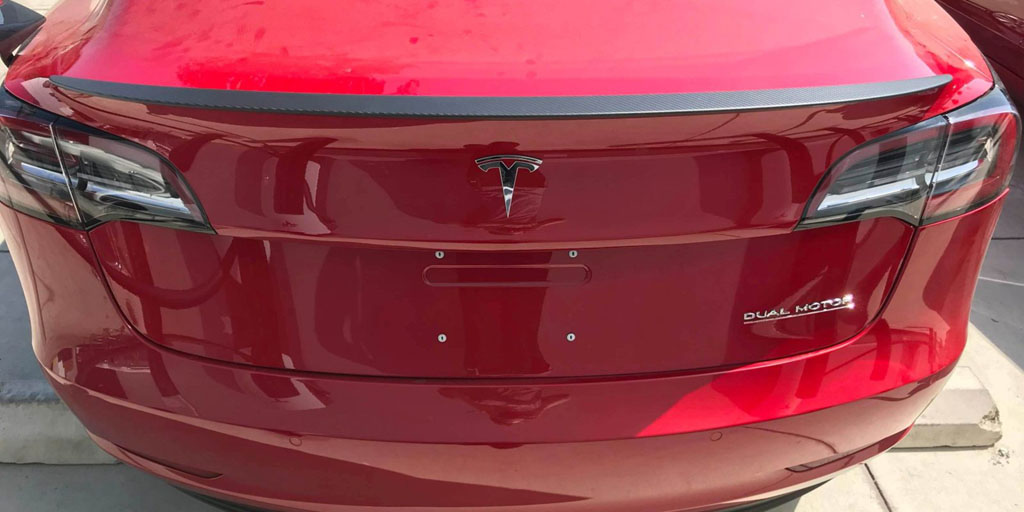 Tesla Model 3 Performance - Utólag is kérhető a pályamód