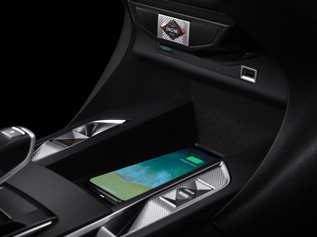 A DS E-TENSE - Párizs előestéjén