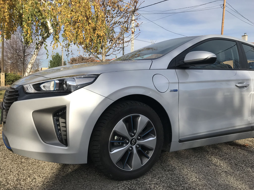 Sportos elegancia - Hyundai Ioniq plug-in hibrid teszt
