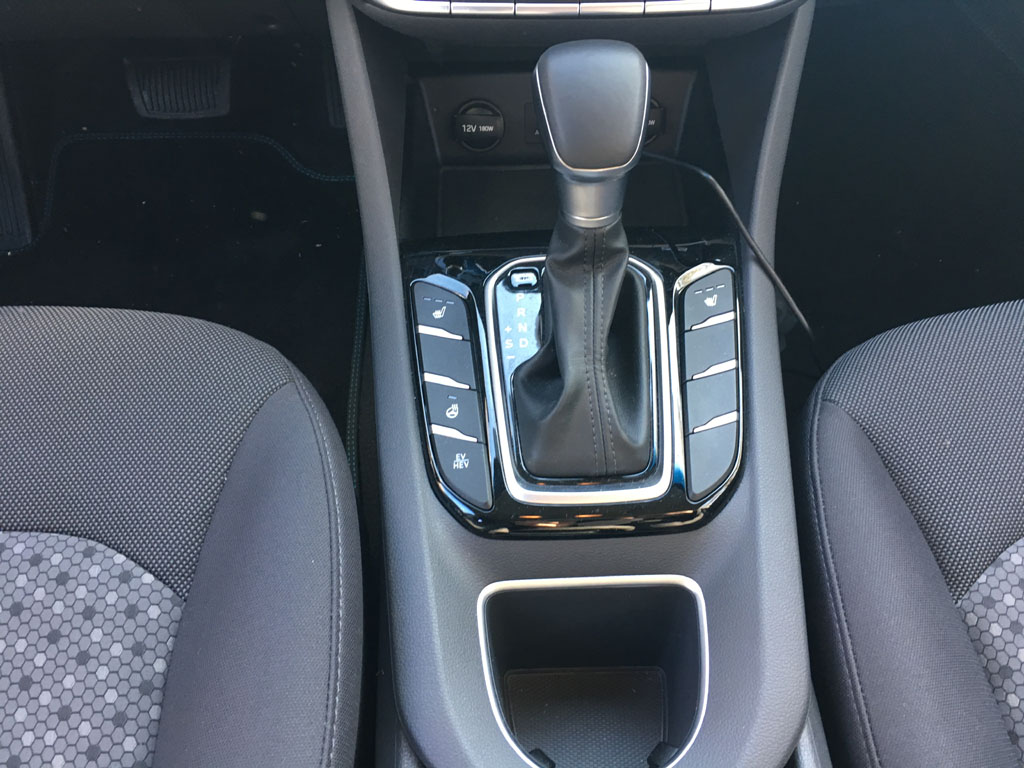Sportos elegancia - Hyundai Ioniq plug-in hibrid teszt