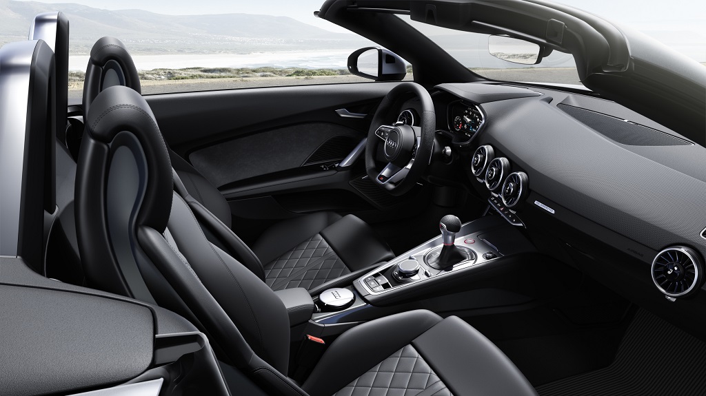 új Audi TTS