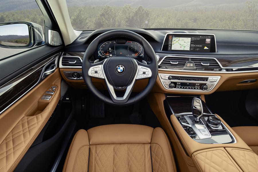 modellfrissített BMW 7