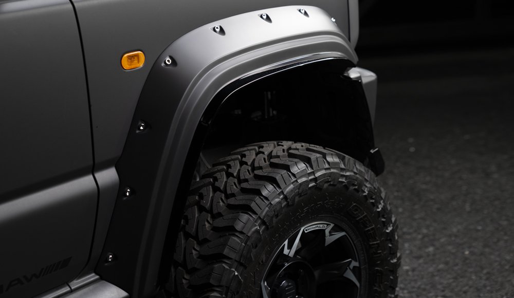 Suzuki Jimny Black Bison – Bárány farkasbőrben