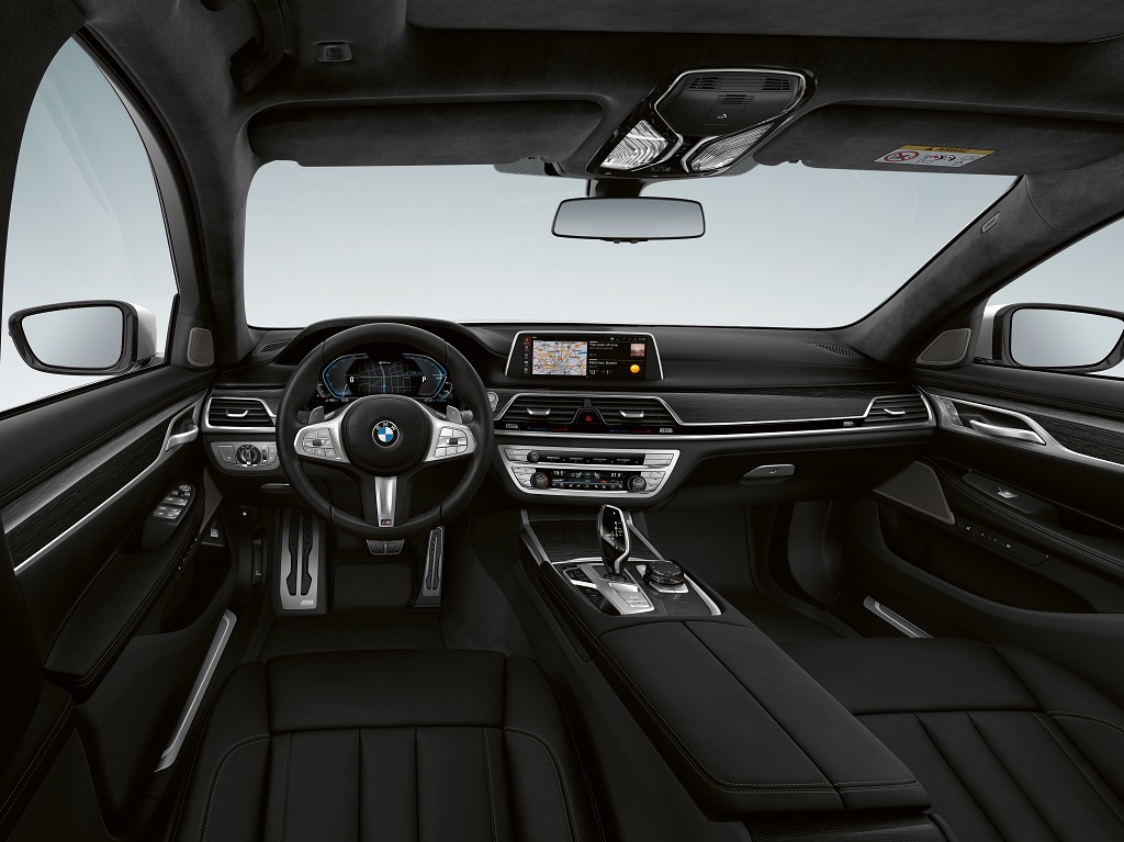 új BMW 7 plug-in hibrid