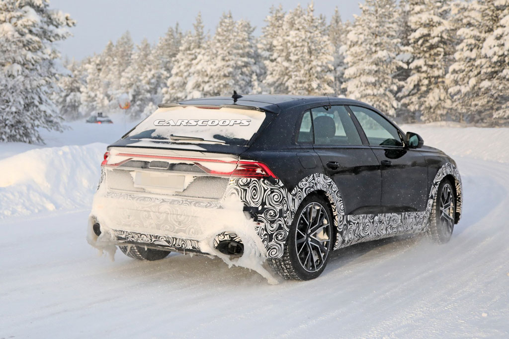 Kémfotón az Audi RS Q8