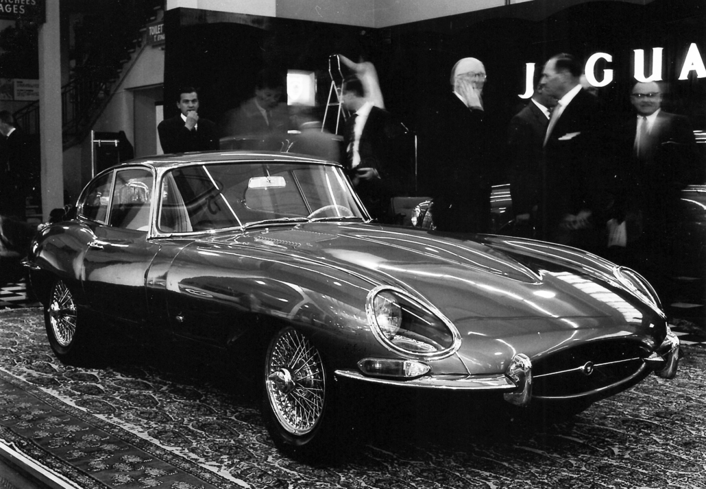 Eladó egy híres Jaguar E-type