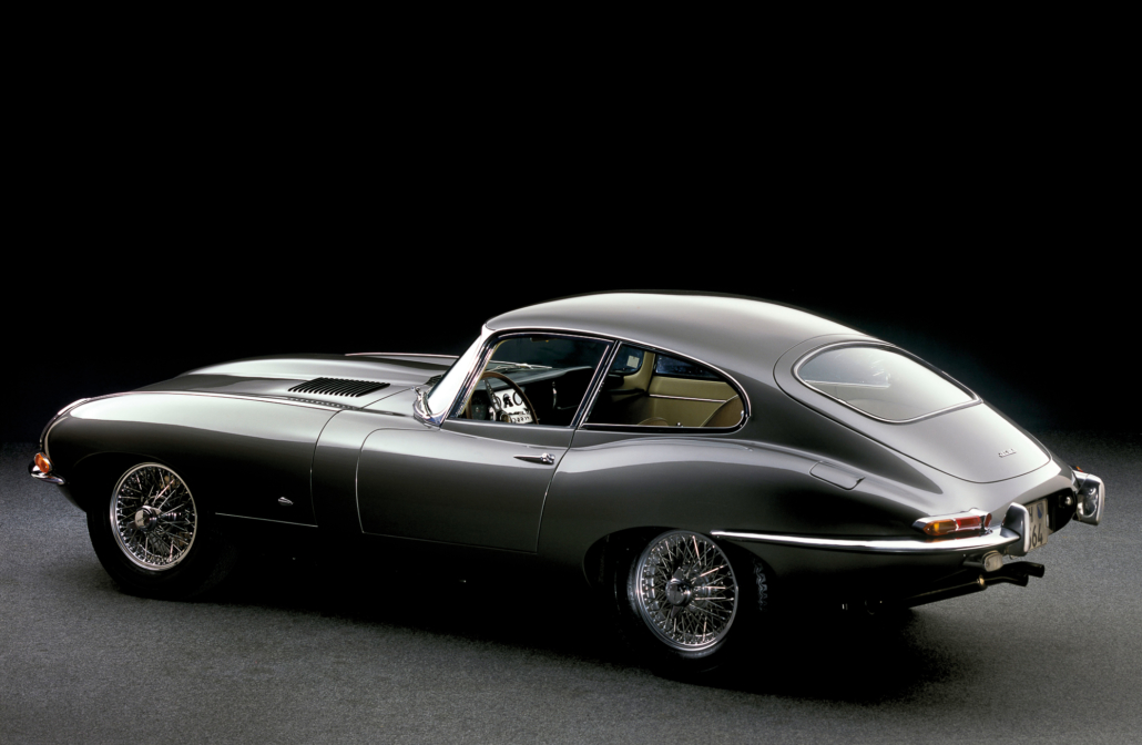 Eladó egy híres Jaguar E-type