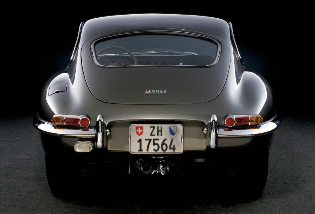 Eladó egy híres Jaguar E-type