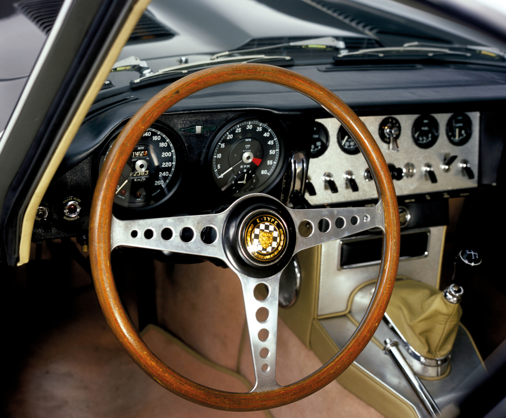 Eladó egy híres Jaguar E-type