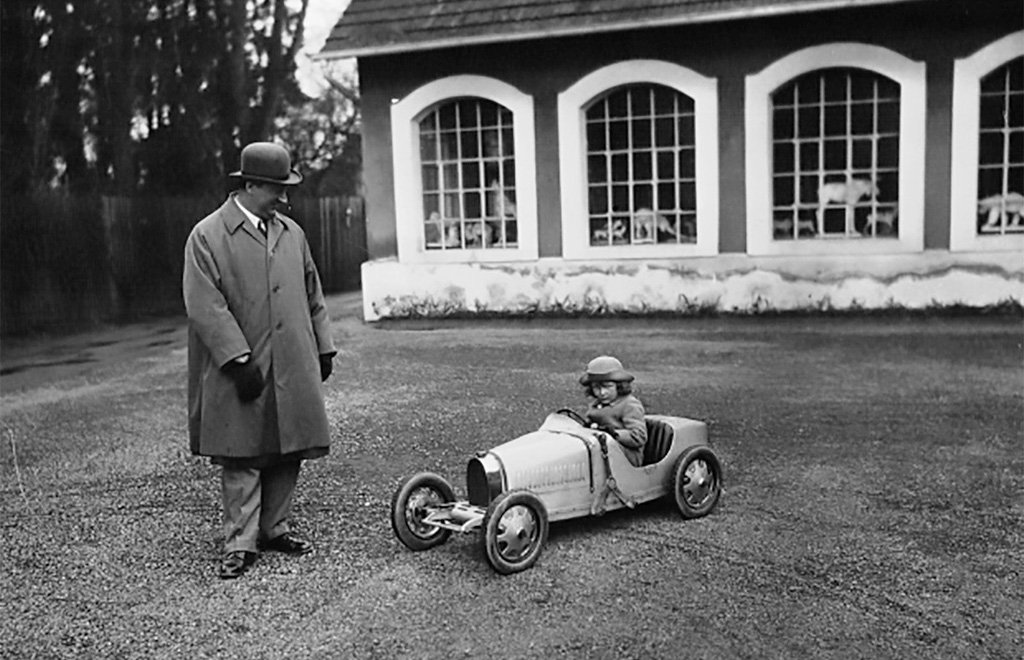 Bugattit a gyereknek