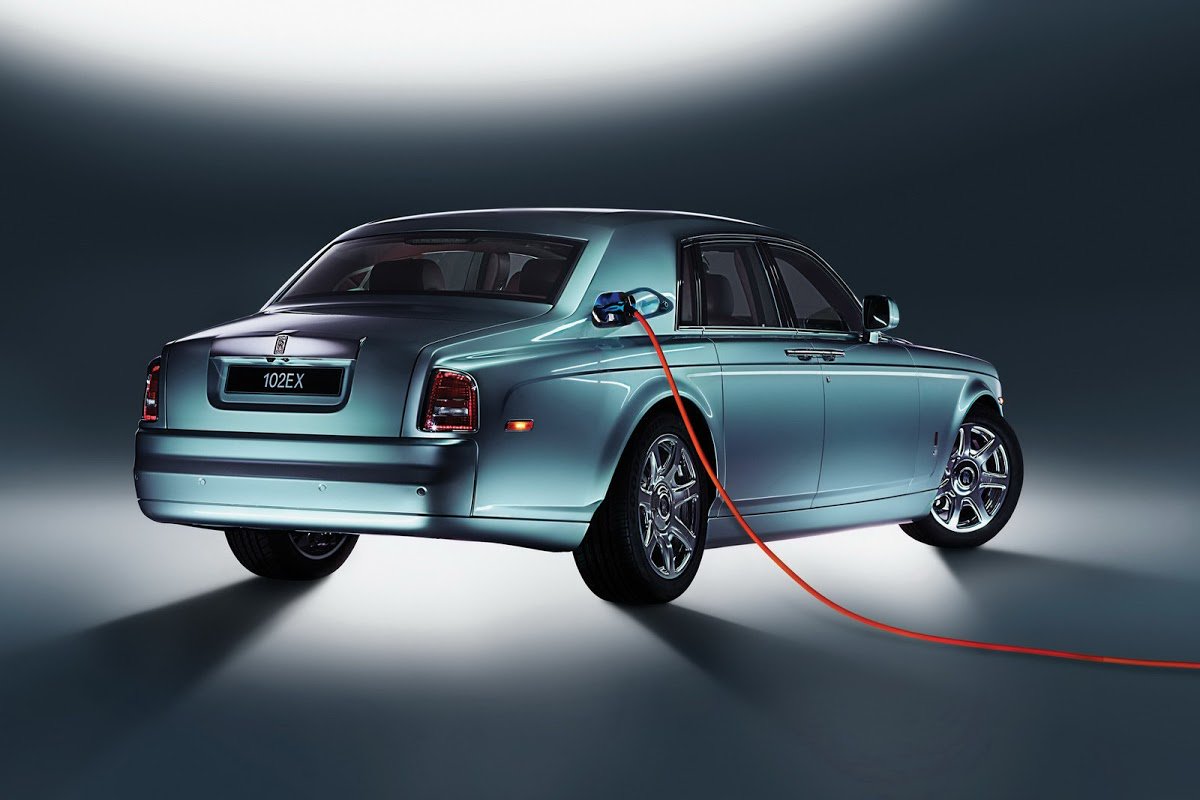 A Rolls-Royce ráérősen fejleszti elektromos autóit
