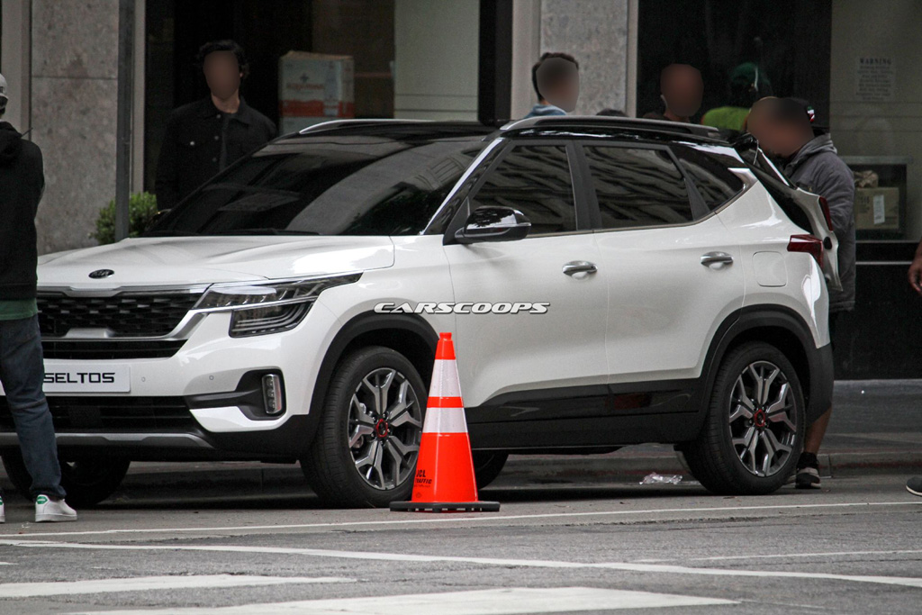 Kia Seltos Stonic
