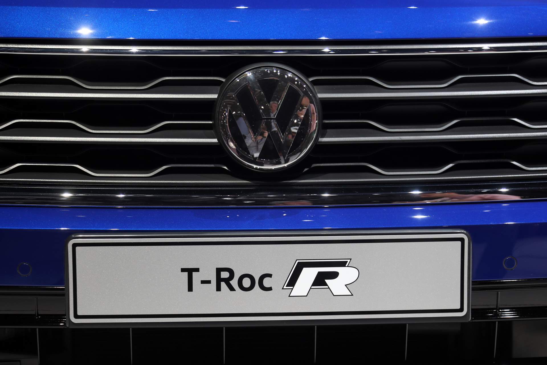 VW T-Roc R 300 lóerő