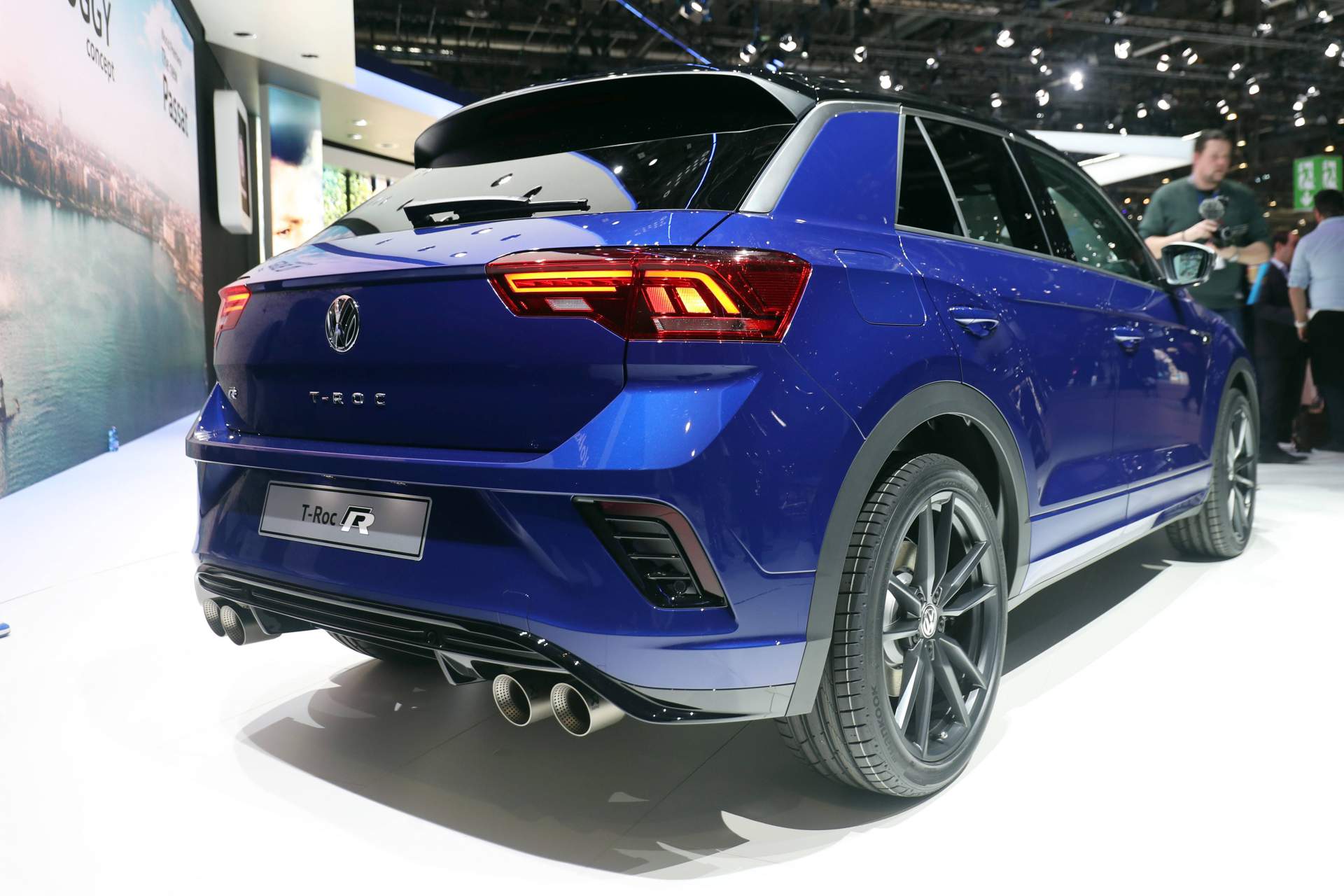 VW T-Roc R 300 lóerő