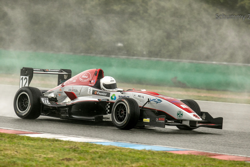 Gender Racing Team Szabó Nikolas magyar Formula Renault Kupa bajnoki cím