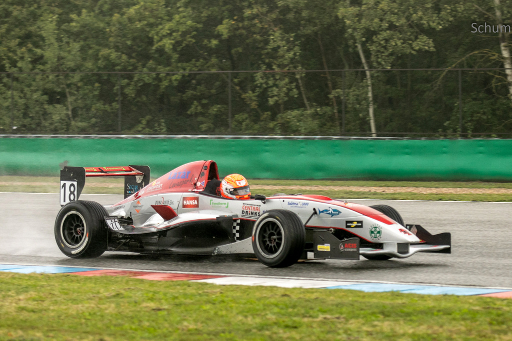 Gender Racing Team Szabó Nikolas magyar Formula Renault Kupa bajnoki cím