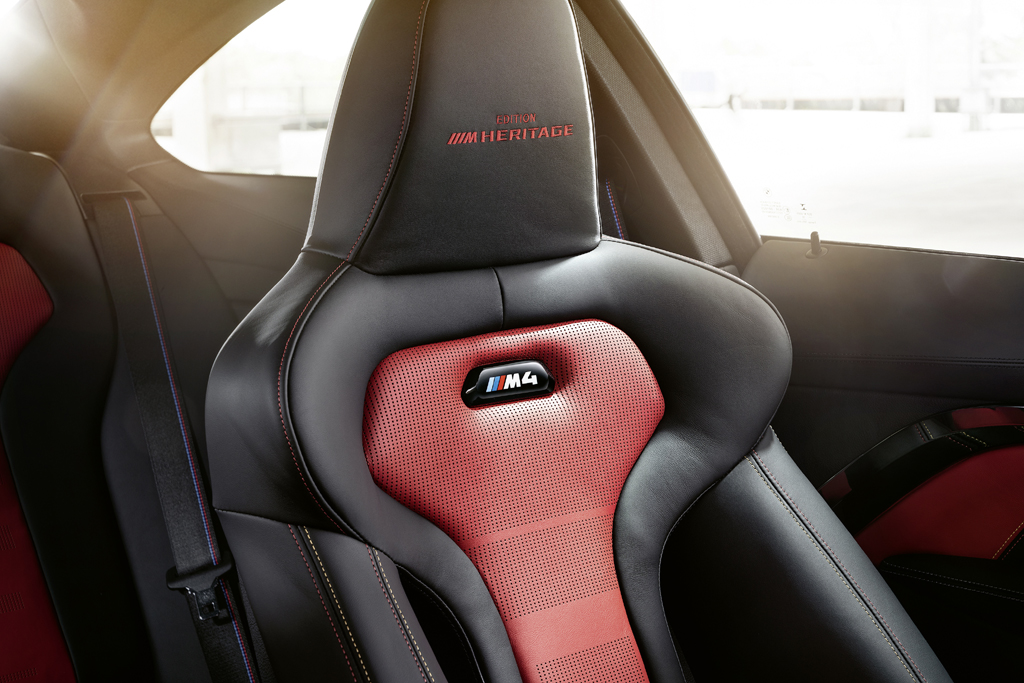 BMW M4 Edition M Heritage különkiadás