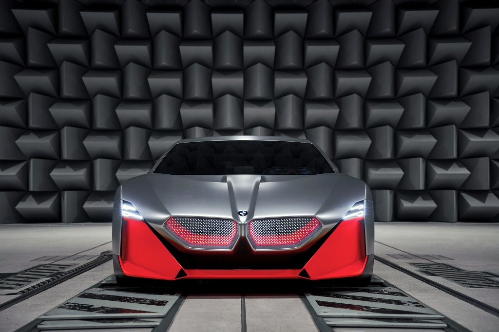Elektromos BMW hang
