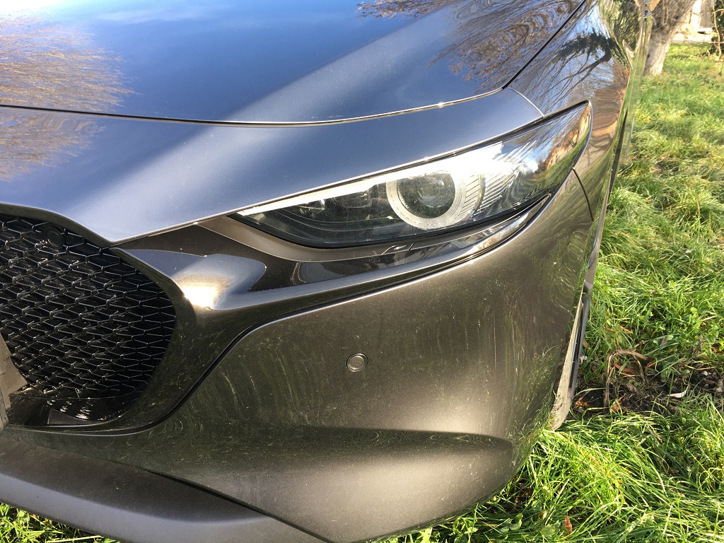 Mazda 3 teszt