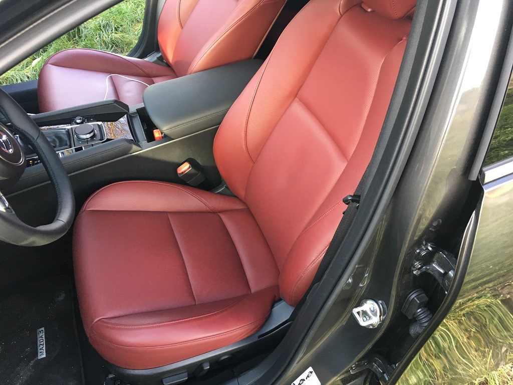 Mazda 3 teszt