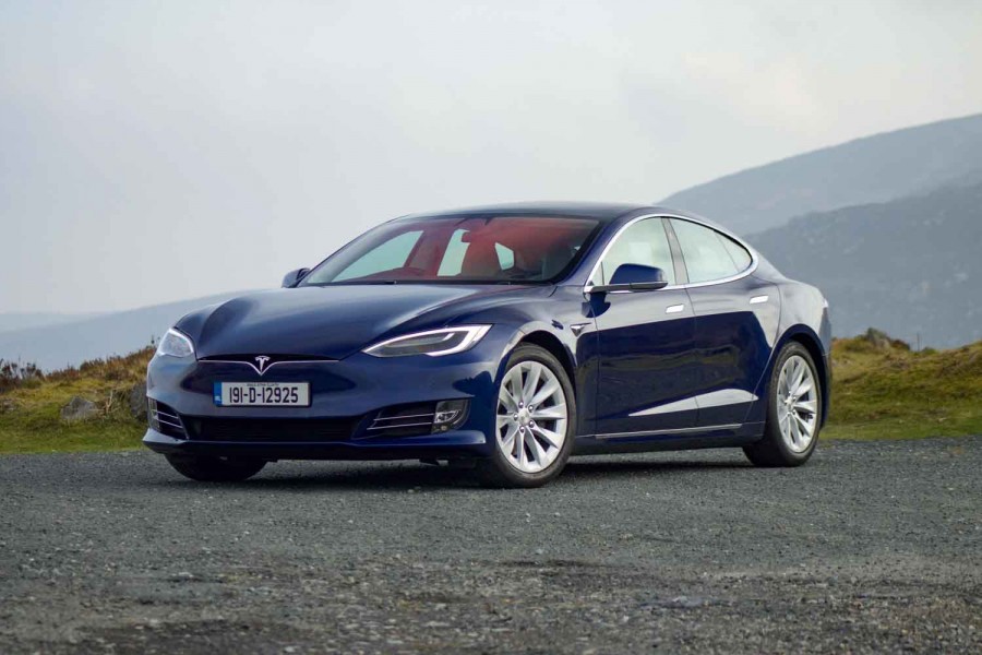 Tesla Model S Long Range
