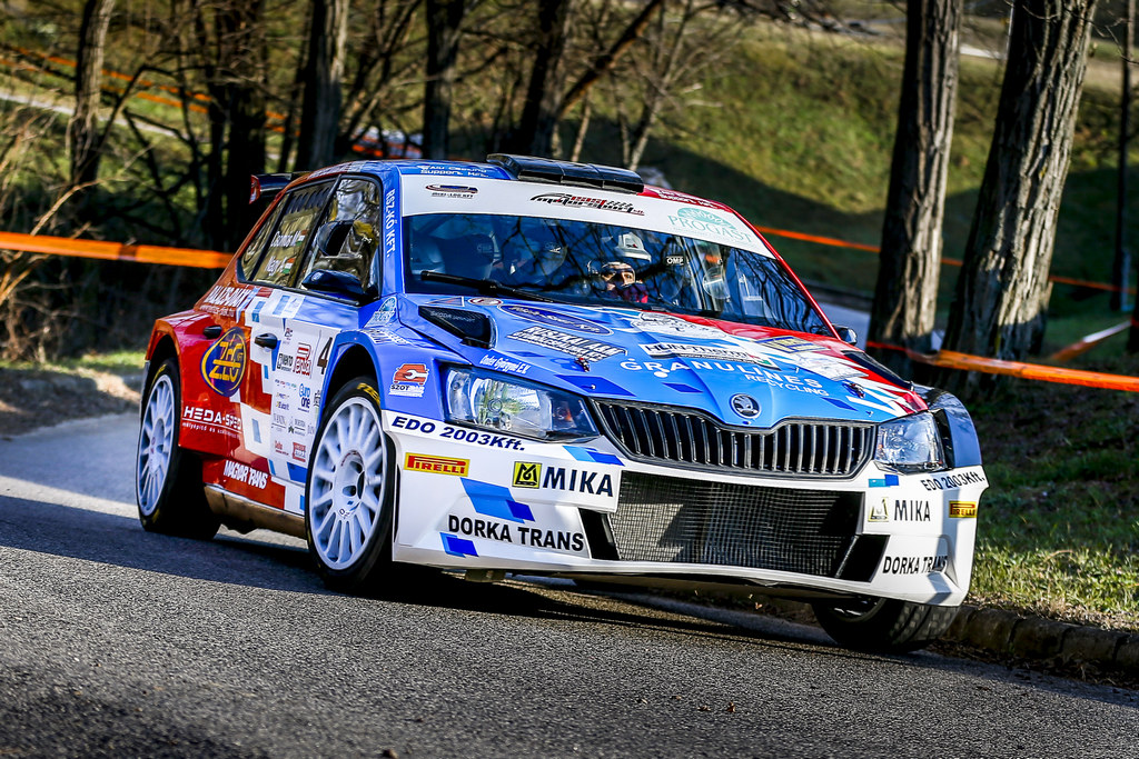 Csomós Mixi szilveszter