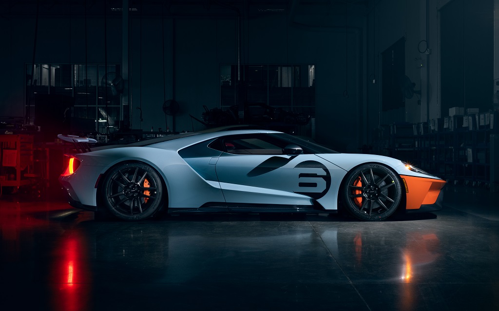 új Ford GT