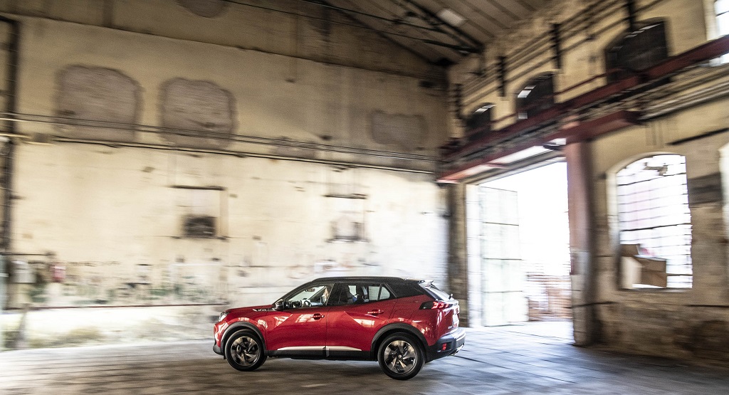 új Peugeot 2008
