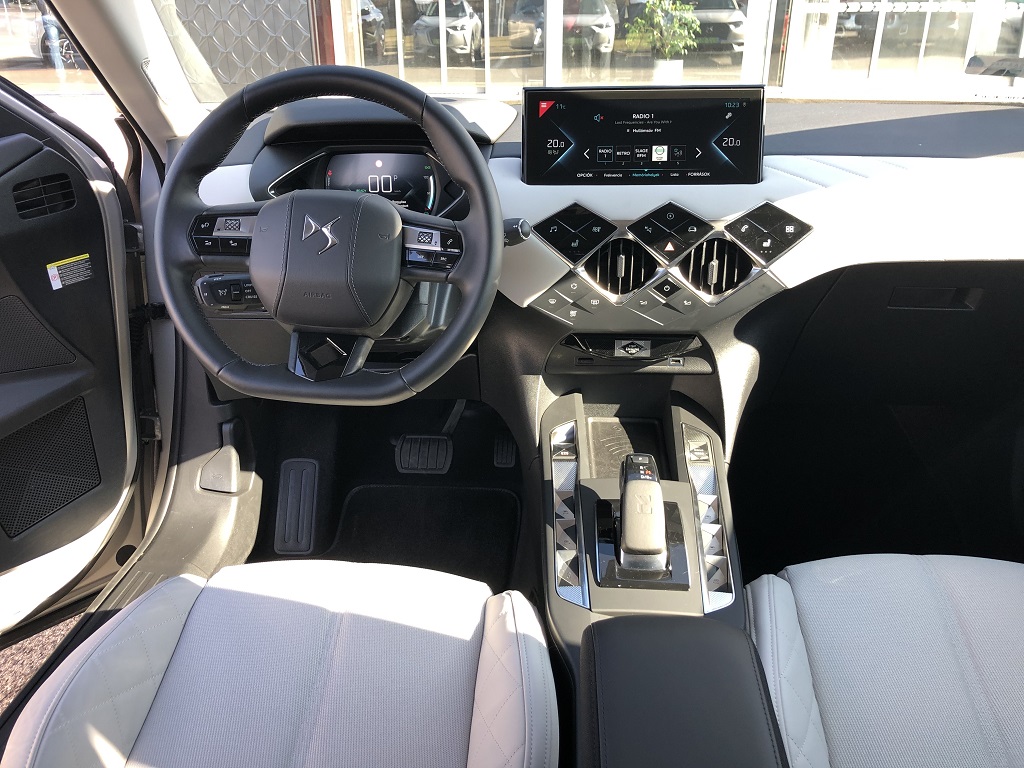 DS 3 Crossback E-Tense