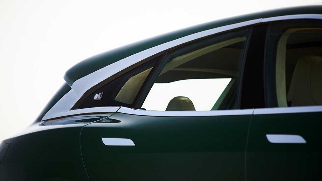 kombi Tesla Model S