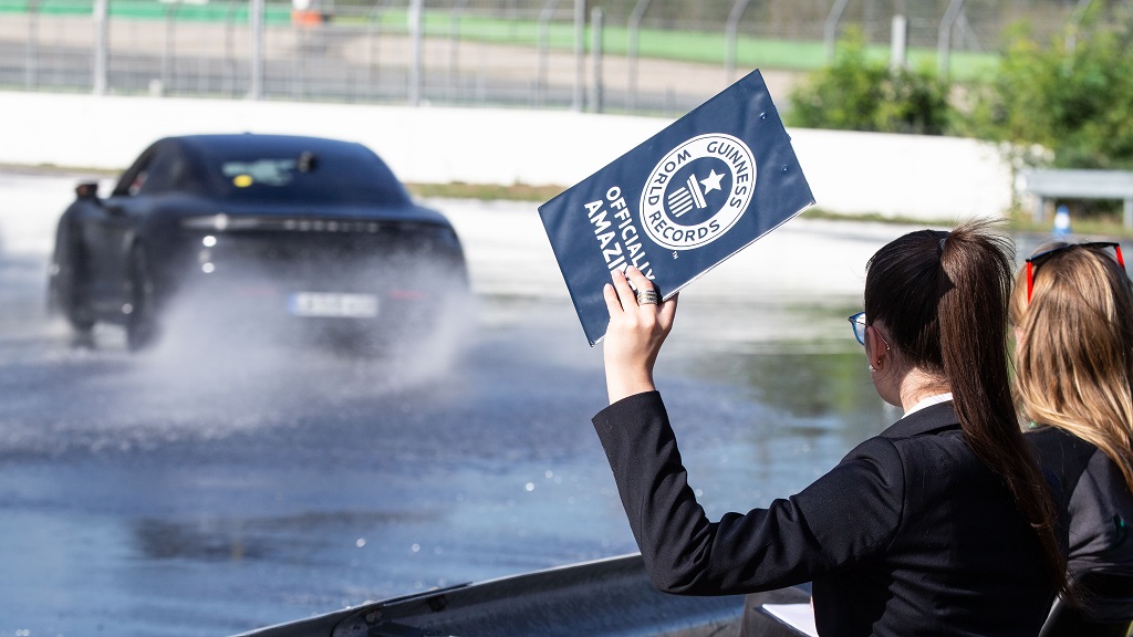 Taycan drift rekord