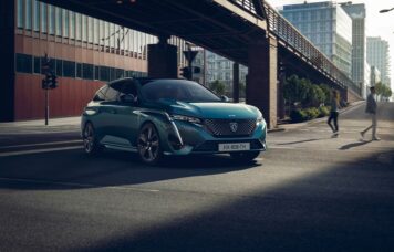 PEUGEOT 308 HYBRID