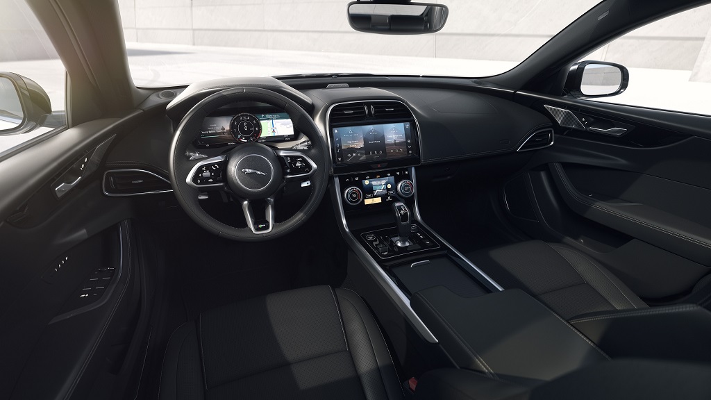 Jaguar XE és XF
