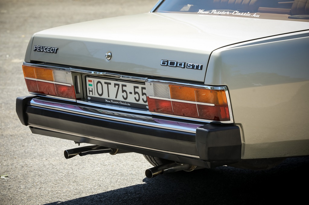 Peugeot 604