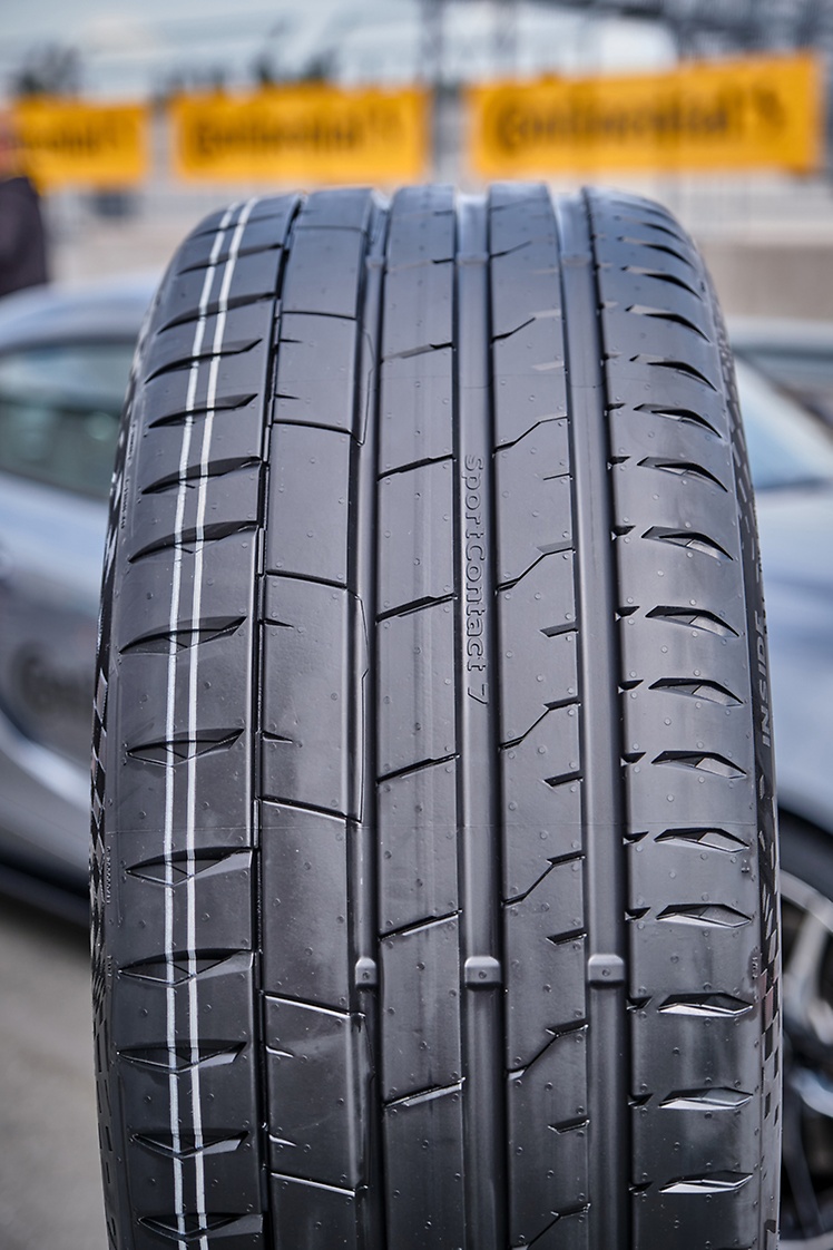 Continental SportContact 7