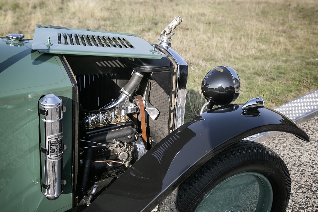 százéves Peugeot 172R kabrió