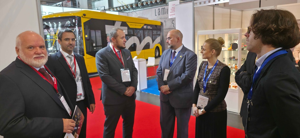 dolgozói utasszállítás