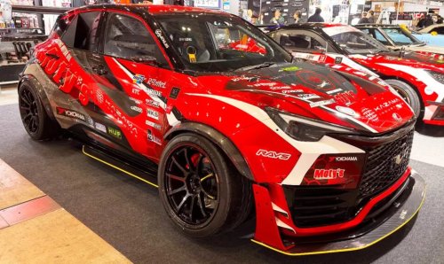 Mașină de drift Lexus LBX