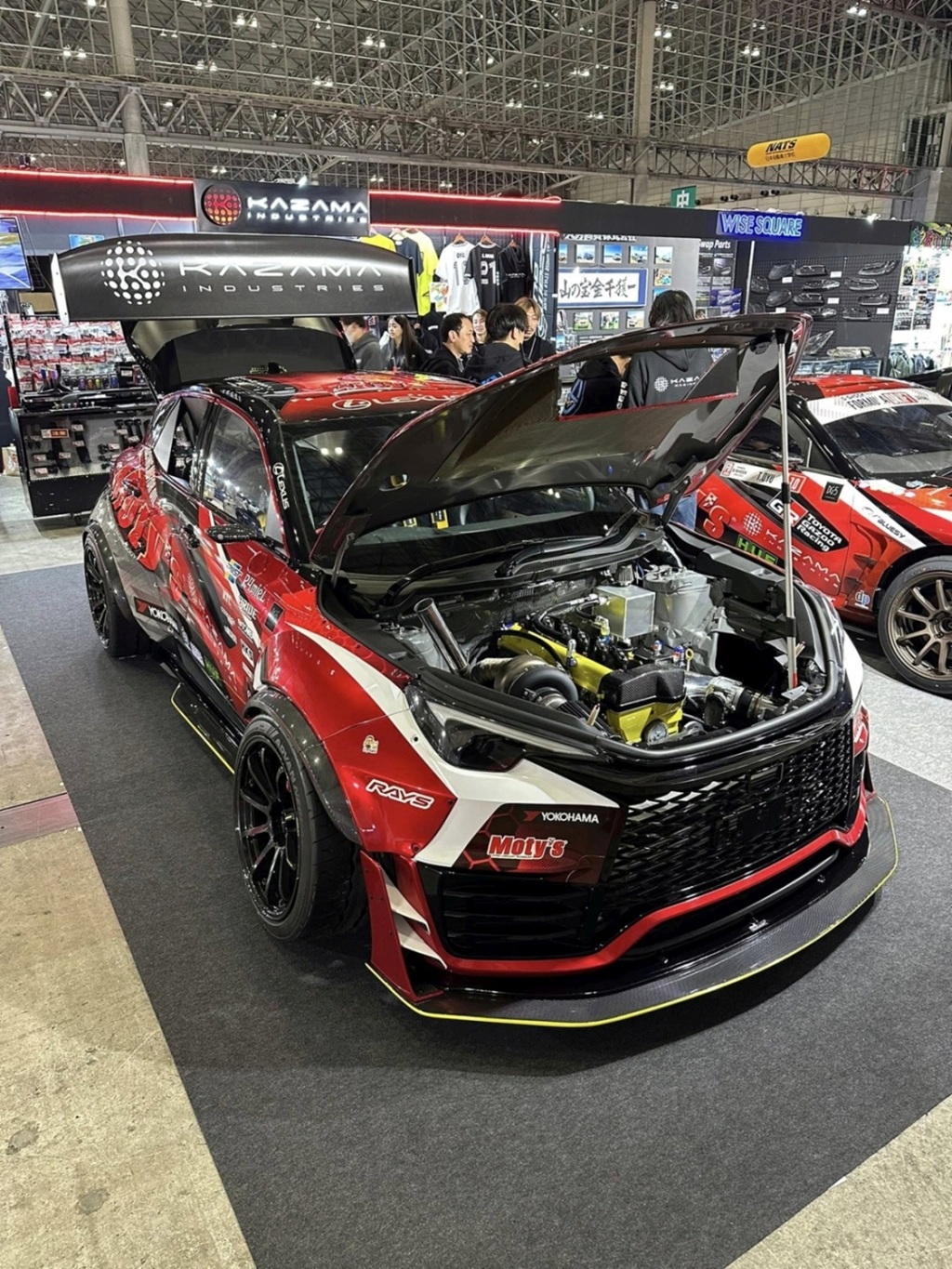 Driftovací vůz Lexus LBX