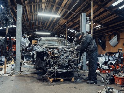 visszatekert kilométeróra